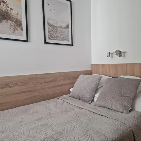 Baltic - Osrodek Wypoczynkowy - Cetniewo Hotel apartamentowy Władysławowo